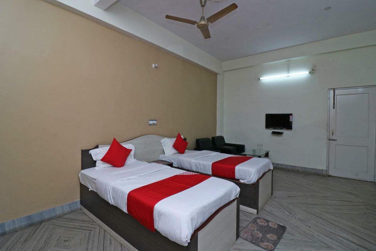 Oyo 37989 Hotel Debarshi Bankura Luaran gambar